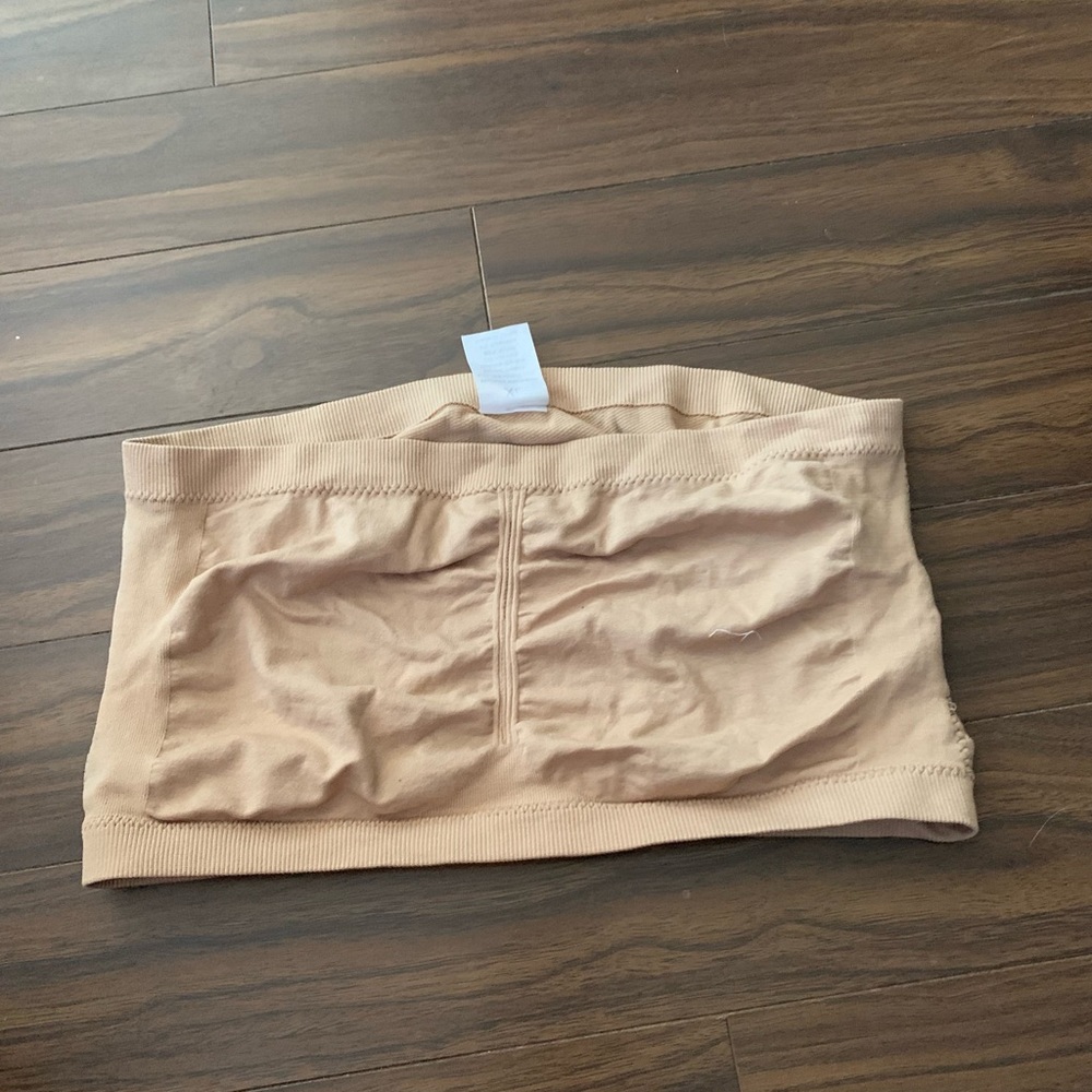 Strapless bra pair